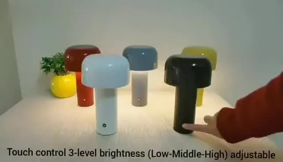 Lampada notturna da tavolo in silicone all'ingrosso con lampada LED a fungo ricaricabile tramite USB
