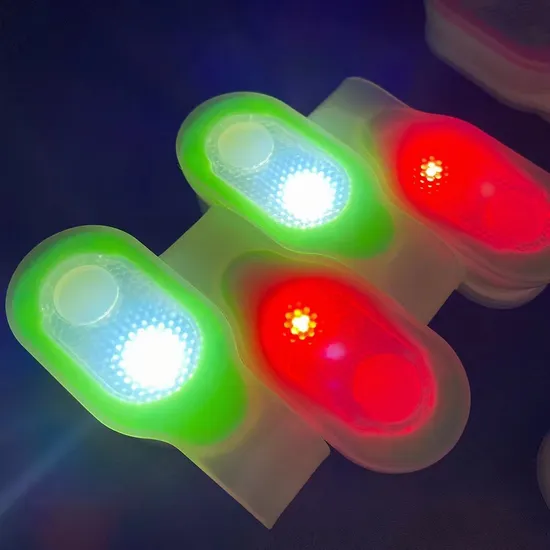 Clip per collare in silicone Luce a LED Sport all'aria aperta Guida notturna Corsa notturna Luce magnetica di avvertimento super luminosa