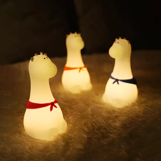 Simpatico coniglietto squishy in silicone con design giraffa CE